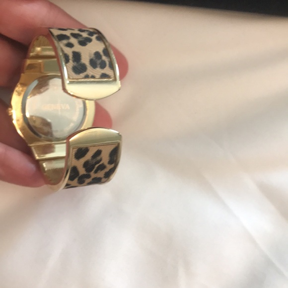Geneva leopard bracelet watch - Picture 5 of 5